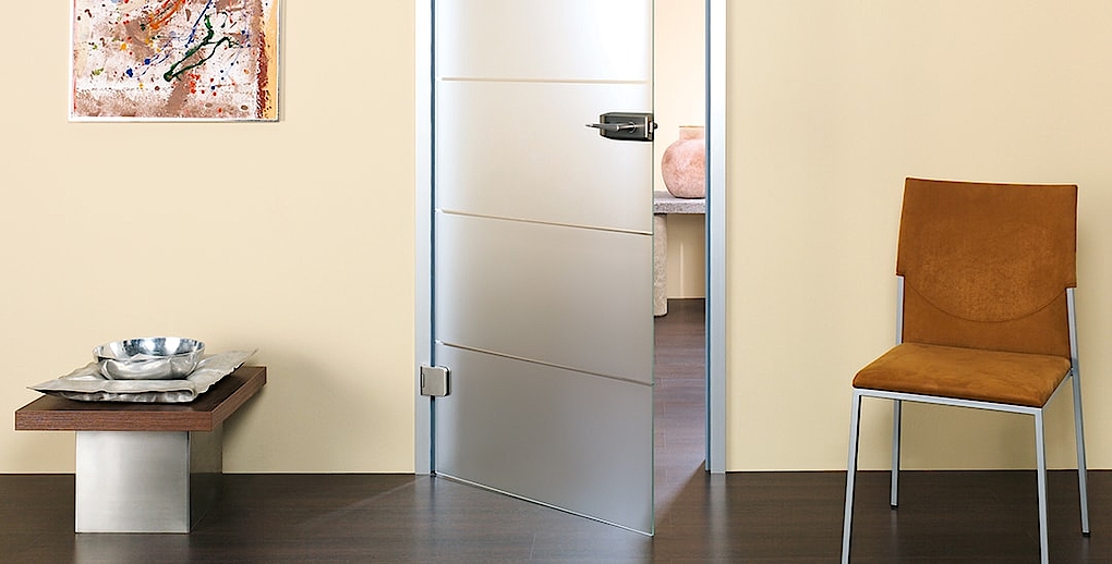 Glastür Model Contura 15 der Glaserei Strussnig